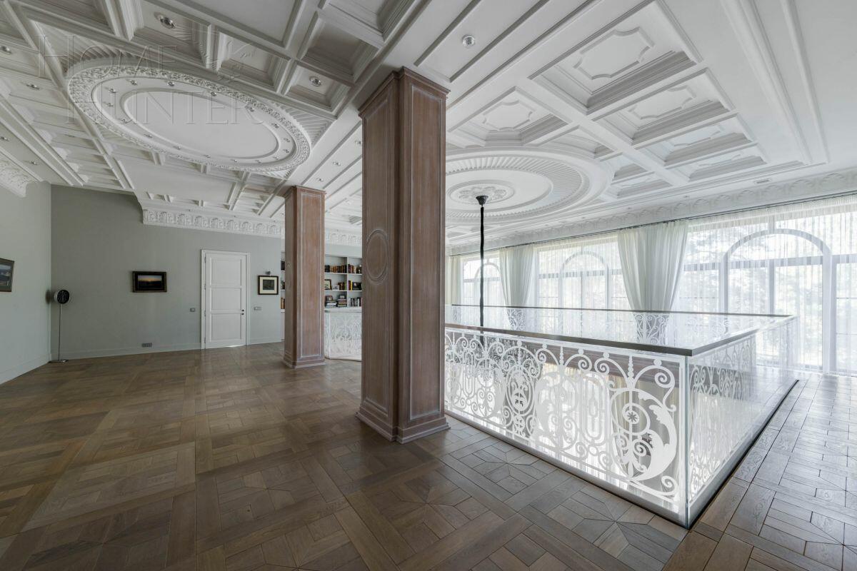 3-этажный коттедж 2 500 м² с отделкой