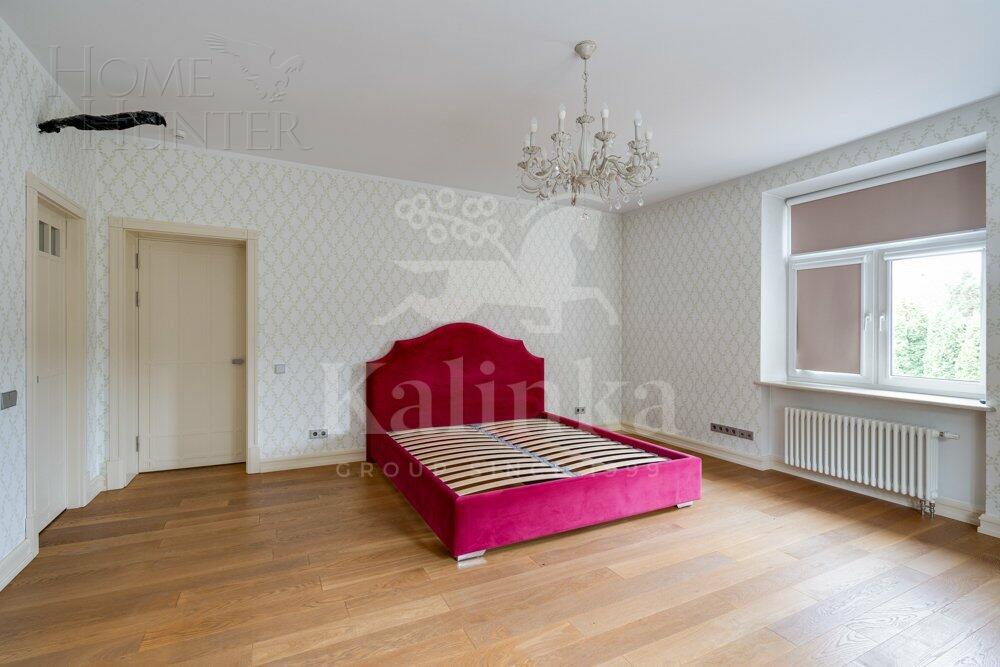 2-этажный коттедж 1 087 м² с отделкой