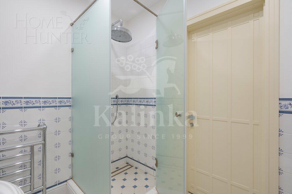2-этажный коттедж 1 087 м² с отделкой