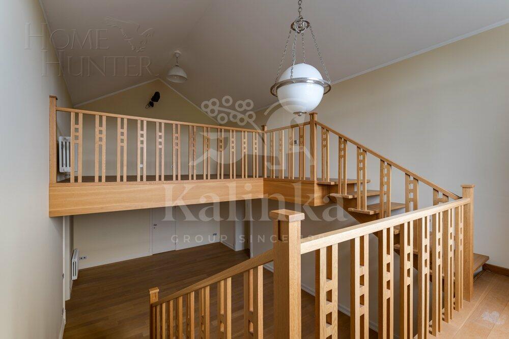 2-этажный коттедж 1 087 м² с отделкой