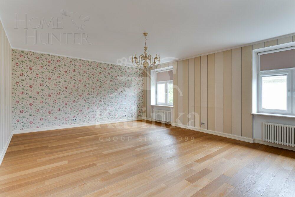2-этажный коттедж 1 087 м² с отделкой