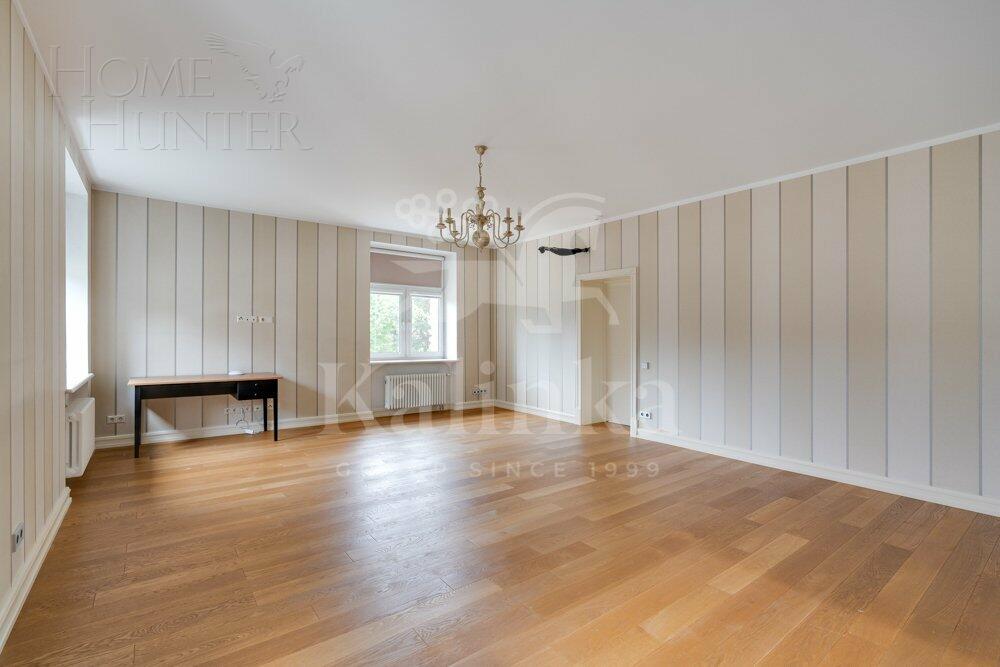 2-этажный коттедж 1 087 м² с отделкой