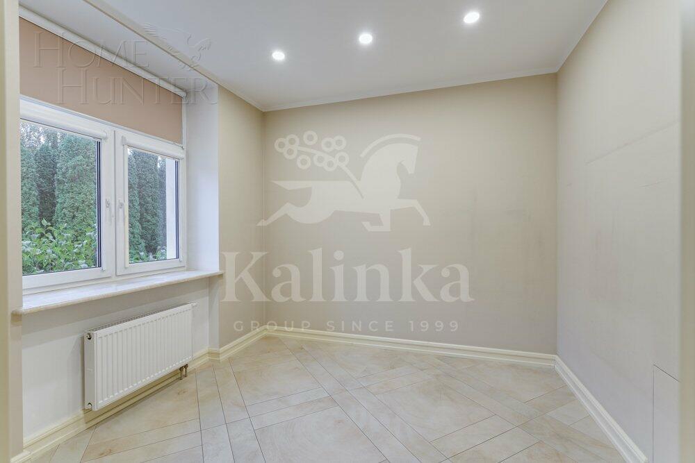 2-этажный коттедж 1 087 м² с отделкой