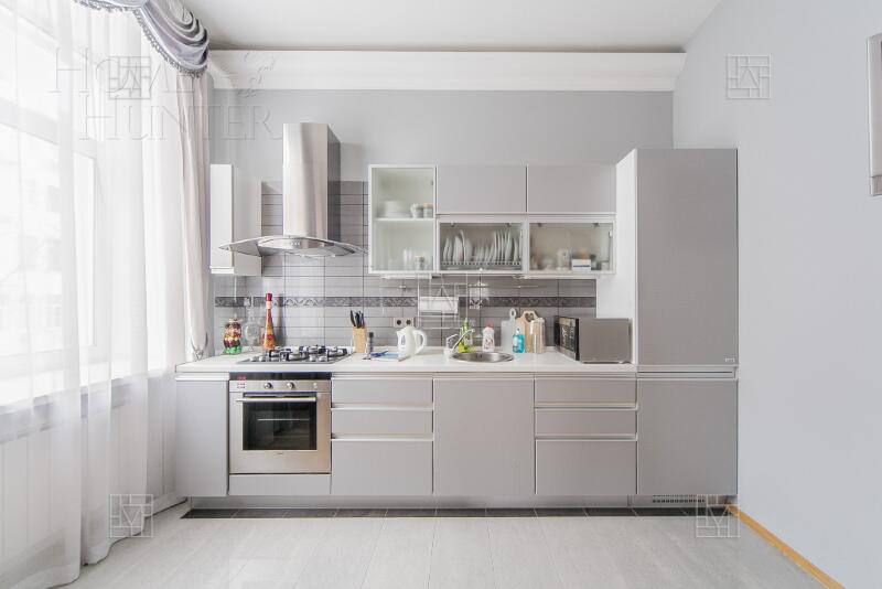 3-КОМН. КВАРТИРА С ОТДЕЛКОЙ 128 М² НА 3 ЭТАЖЕ