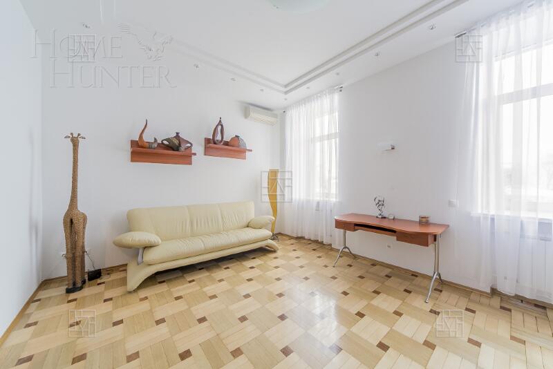 3-КОМН. КВАРТИРА С ОТДЕЛКОЙ 128 М² НА 3 ЭТАЖЕ