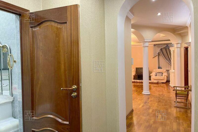 4-КОМН. КВАРТИРА С ОТДЕЛКОЙ 125 М² НА 4 ЭТАЖЕ