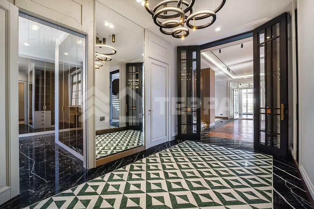 2-этажный коттедж 1 500 м² с отделкой