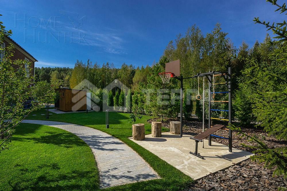 2-этажный коттедж 1 500 м² с отделкой