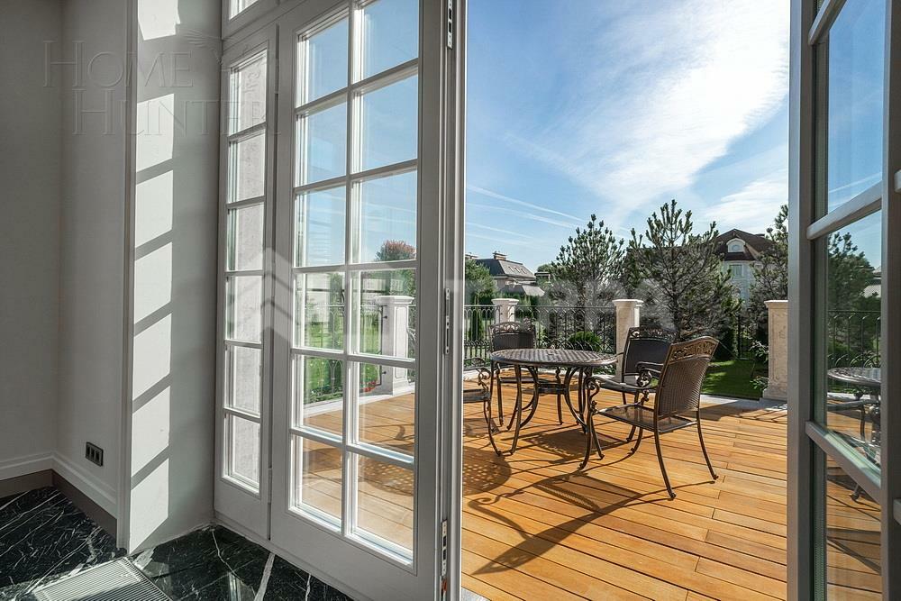 2-этажный коттедж 1 500 м² с отделкой