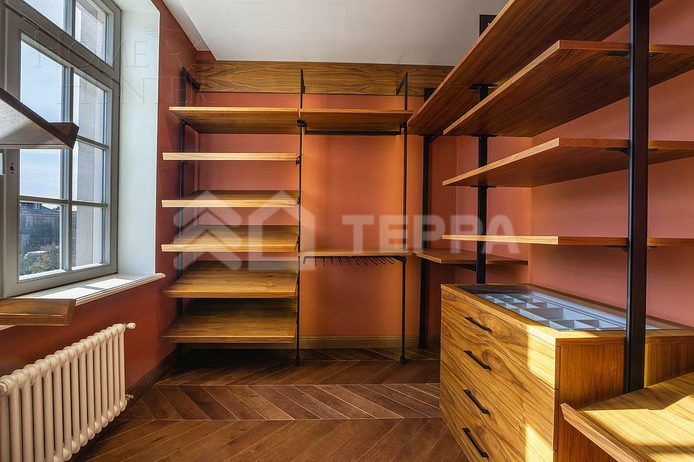 2-этажный коттедж 1 500 м² с отделкой