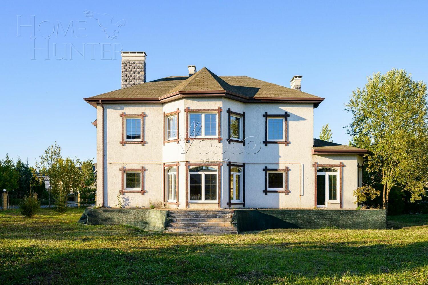 2-этажный коттедж 330 м² без отделки