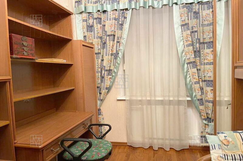 4-КОМН. КВАРТИРА С ОТДЕЛКОЙ 125 М² НА 4 ЭТАЖЕ