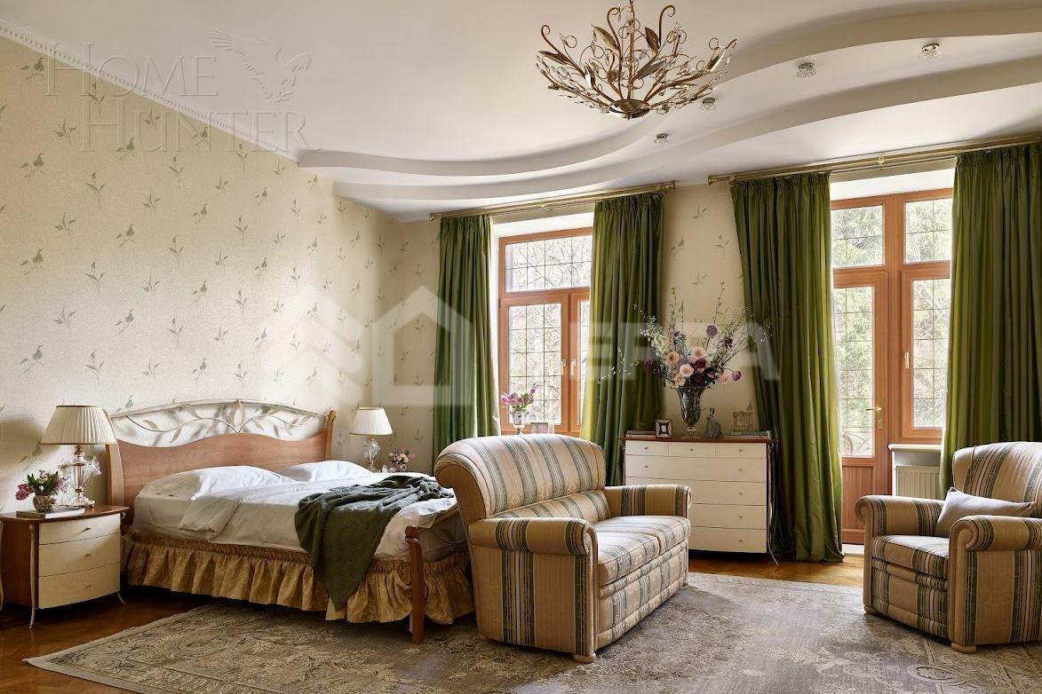 2-этажный коттедж 1 100 м² с отделкой