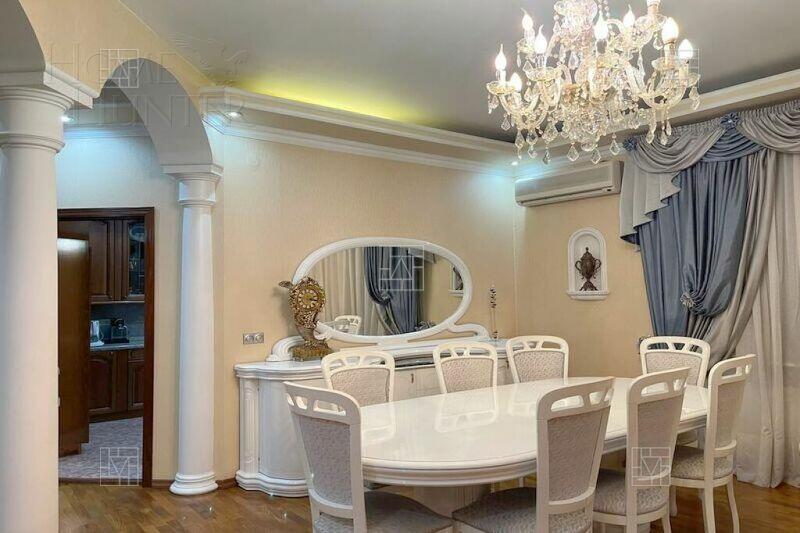 4-КОМН. КВАРТИРА С ОТДЕЛКОЙ 125 М² НА 4 ЭТАЖЕ