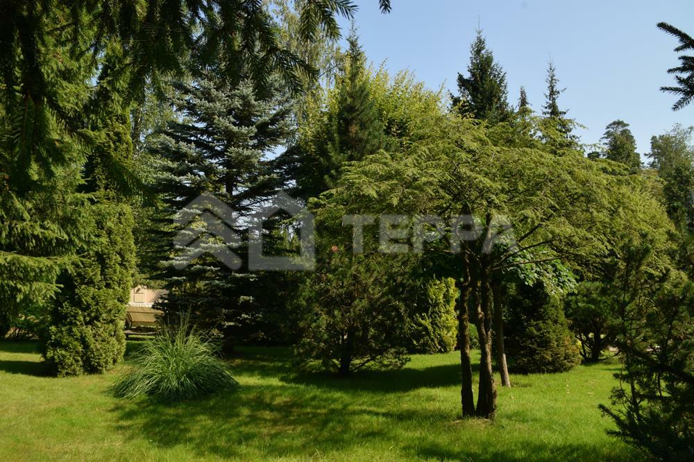 2-этажный коттедж 1 100 м² с отделкой