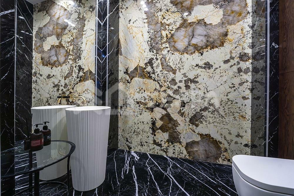 2-этажный коттедж 1 500 м² с отделкой