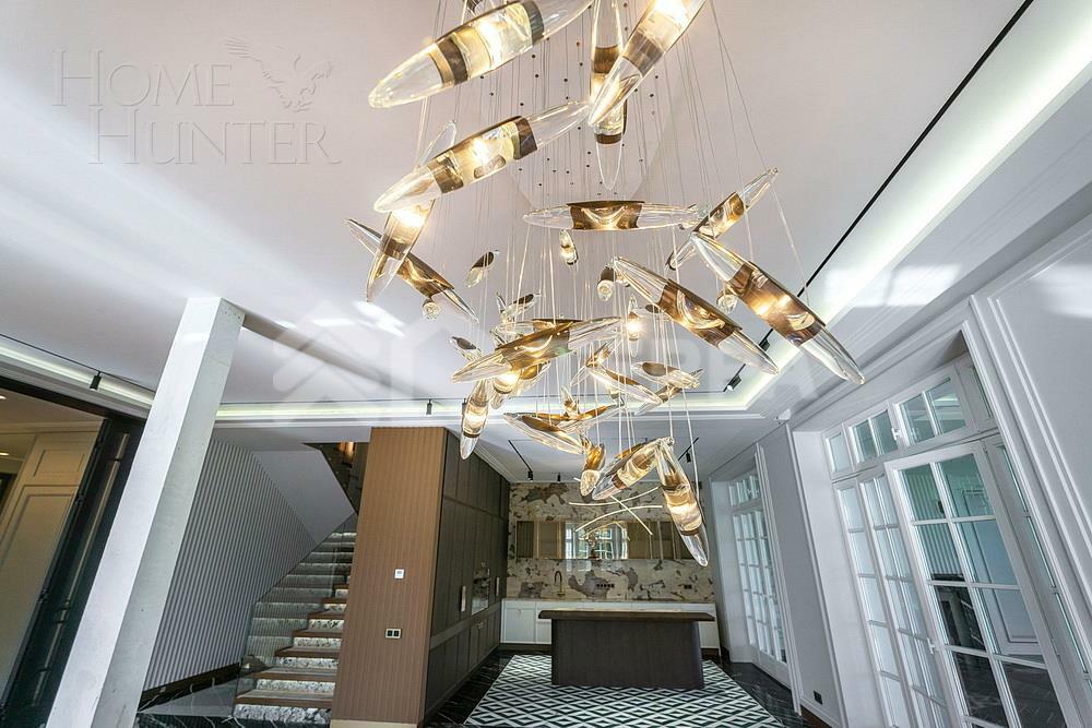 2-этажный коттедж 1 500 м² с отделкой