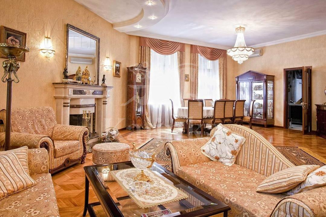 2-этажный коттедж 1 100 м² с отделкой