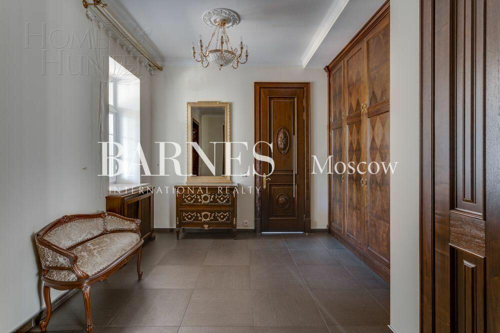 2-этажный коттедж 817 м² с отделкой