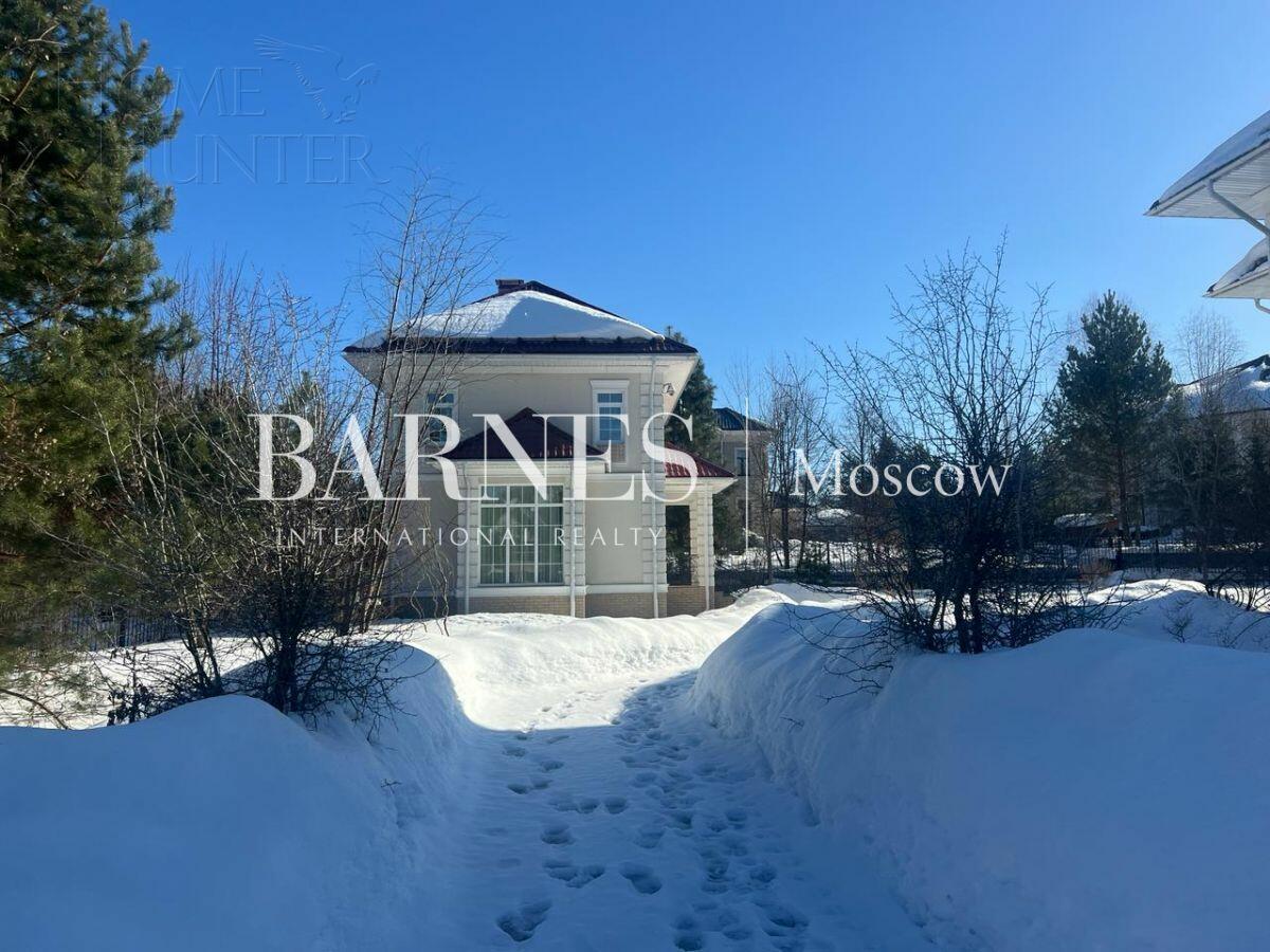 2-этажный коттедж 817 м² с отделкой