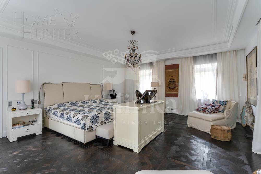 2-этажный коттедж 1 100 м² с отделкой