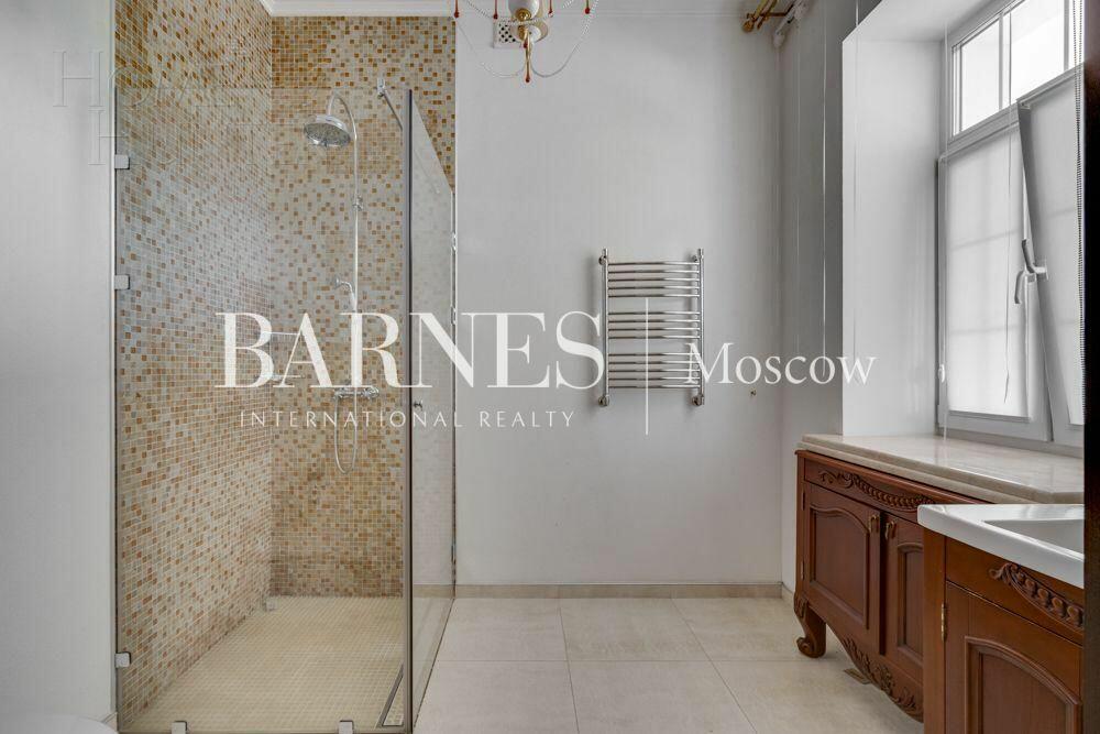 2-этажный коттедж 817 м² с отделкой