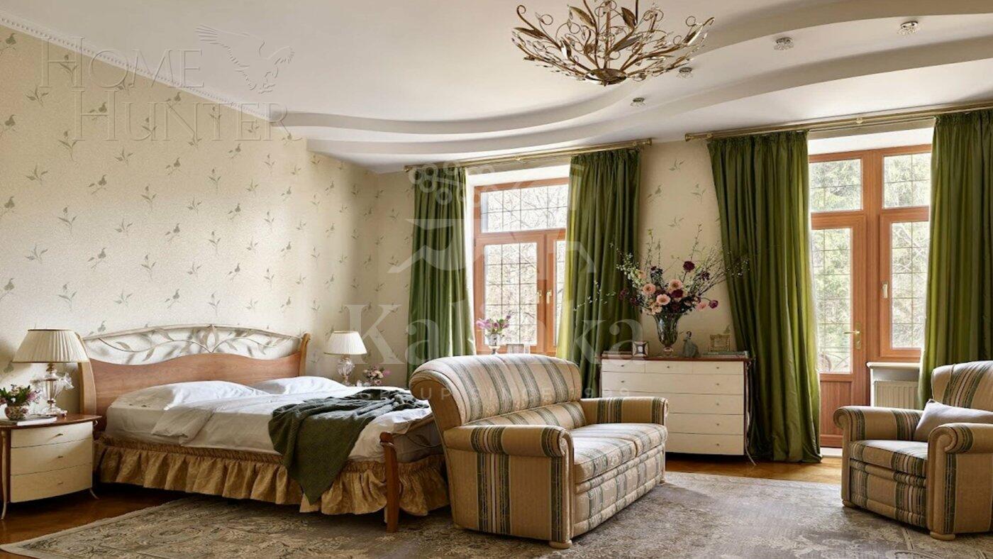 2-этажный коттедж 1 100 м² с отделкой