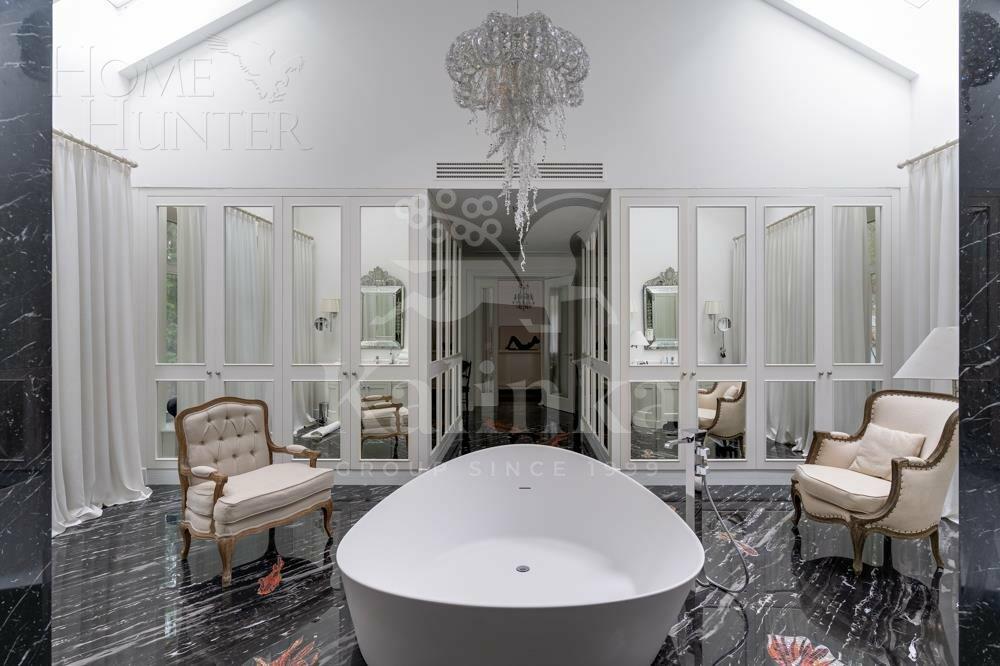 2-этажный коттедж 1 100 м² с отделкой