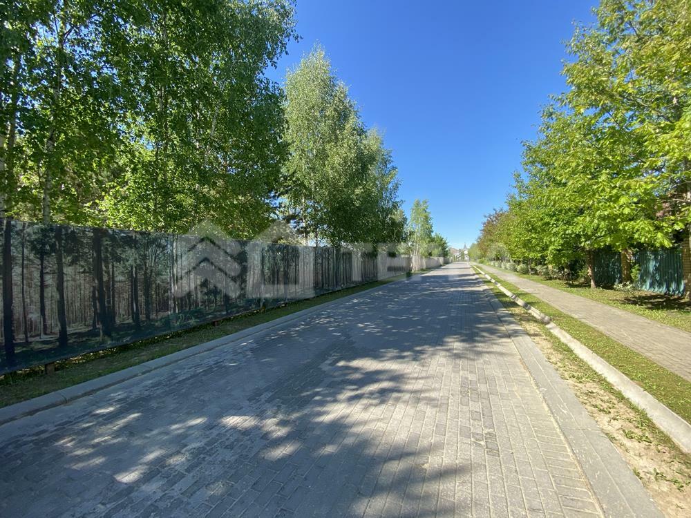 Участок 12 сот. в охраняемом поселке