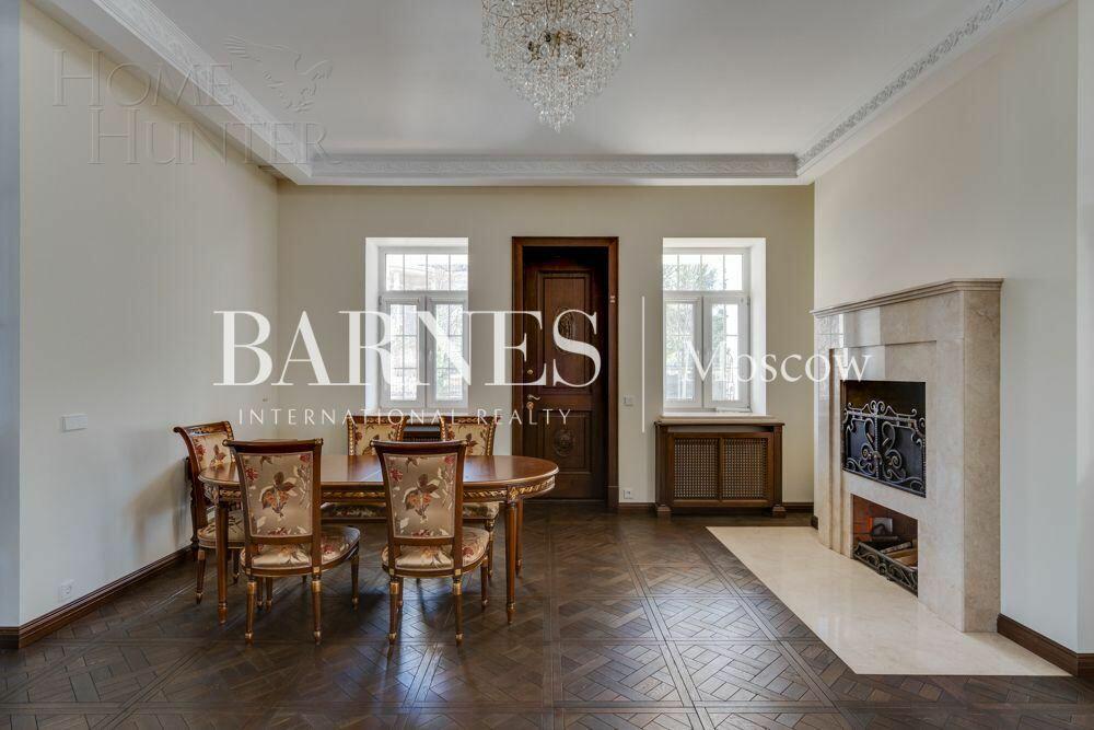 2-этажный коттедж 817 м² с отделкой