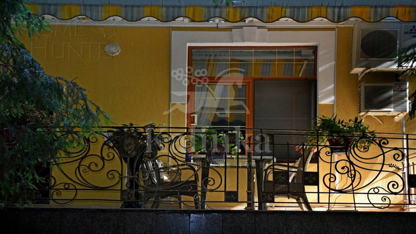 2-этажный коттедж 1 100 м² с отделкой