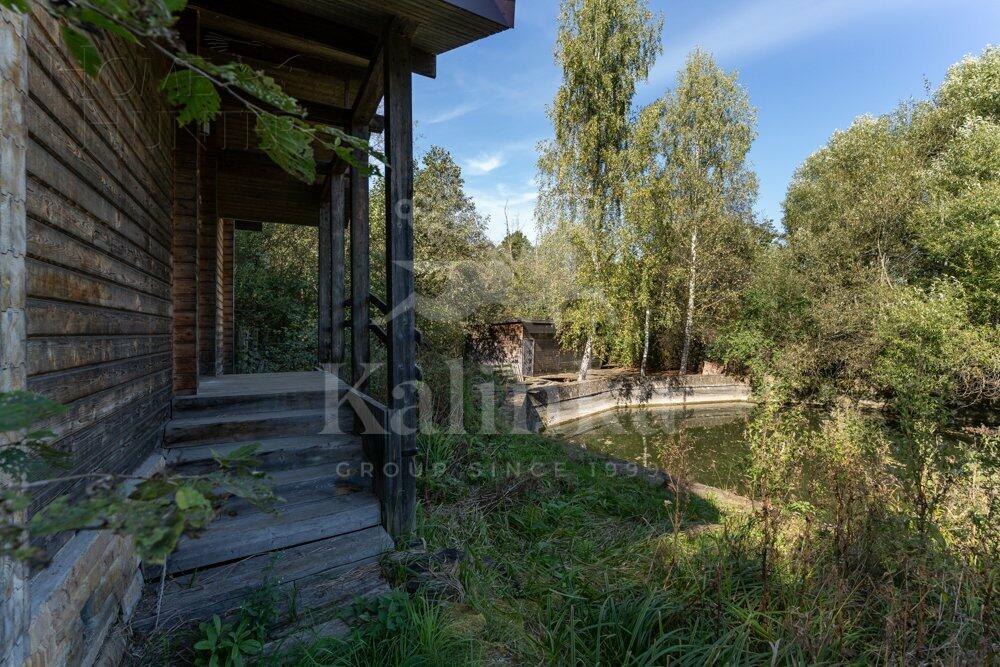 2-этажный коттедж 1 739.7 м² с отделкой