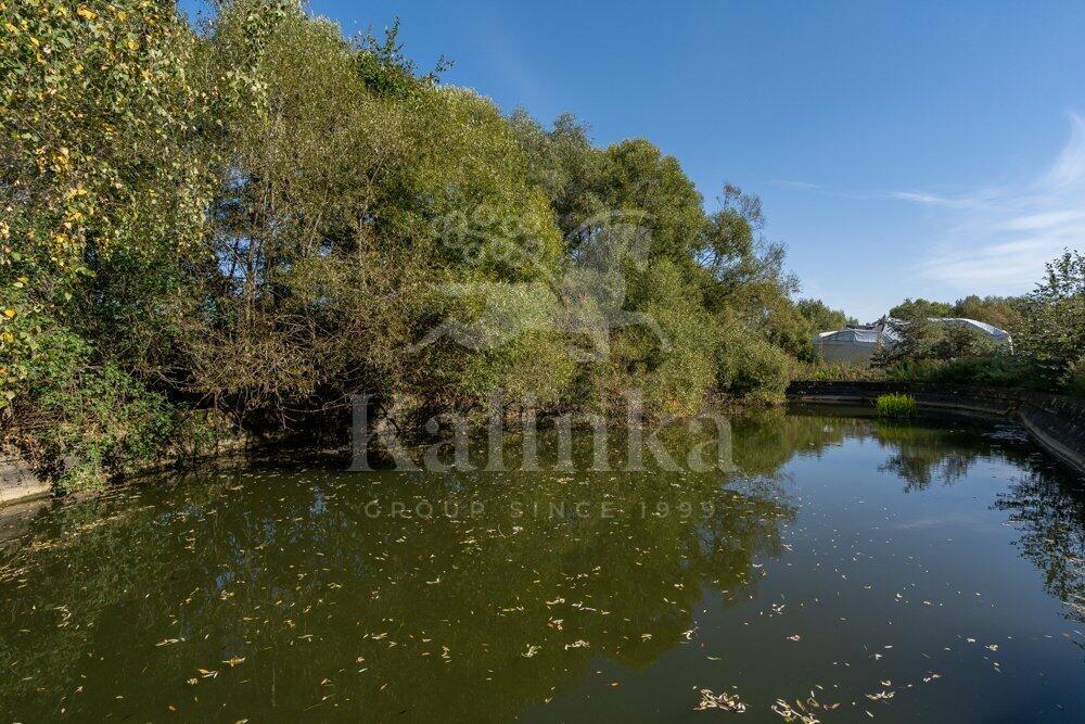 2-этажный коттедж 1 739.7 м² с отделкой