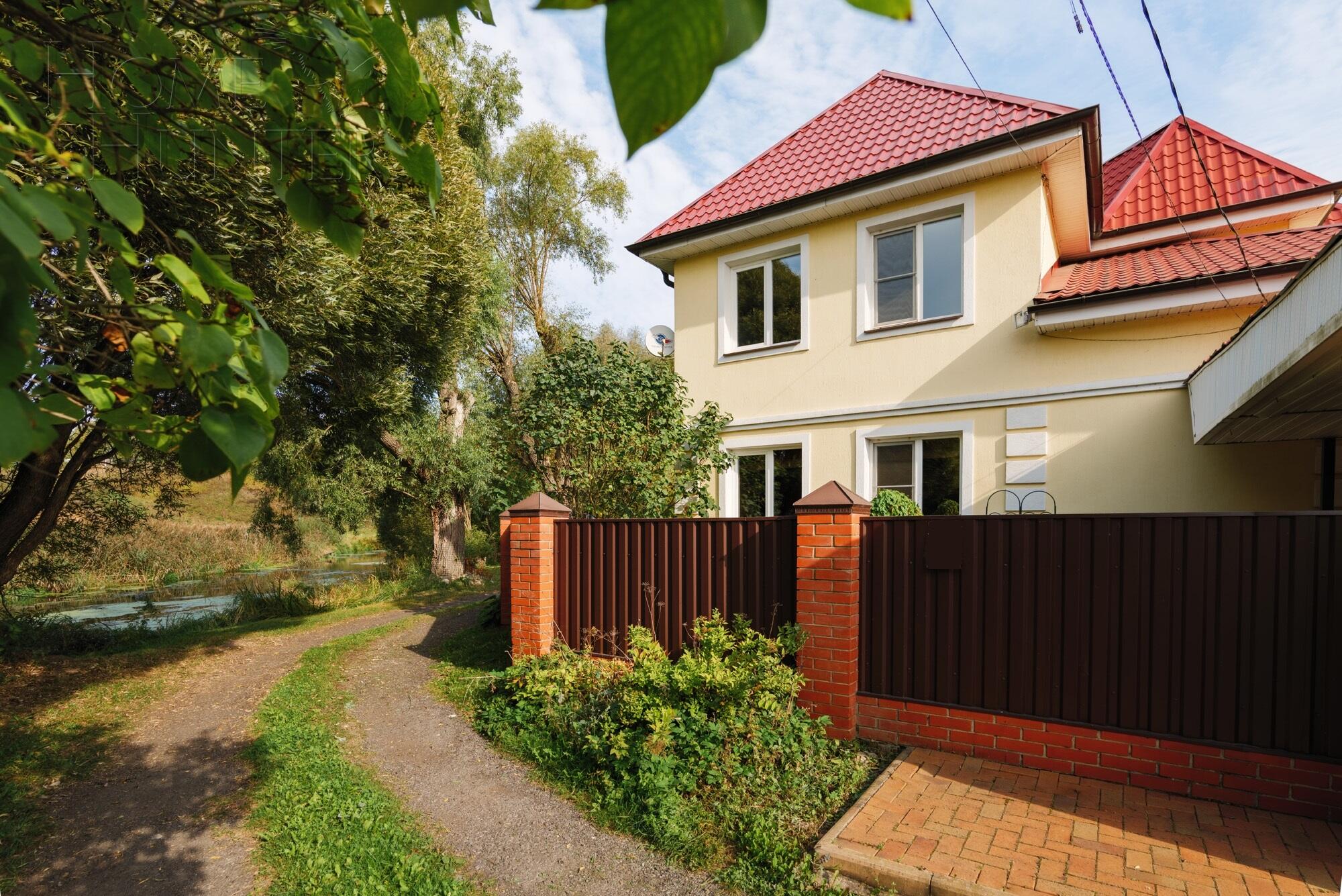 2-этажный коттедж 420 м² с отделкой