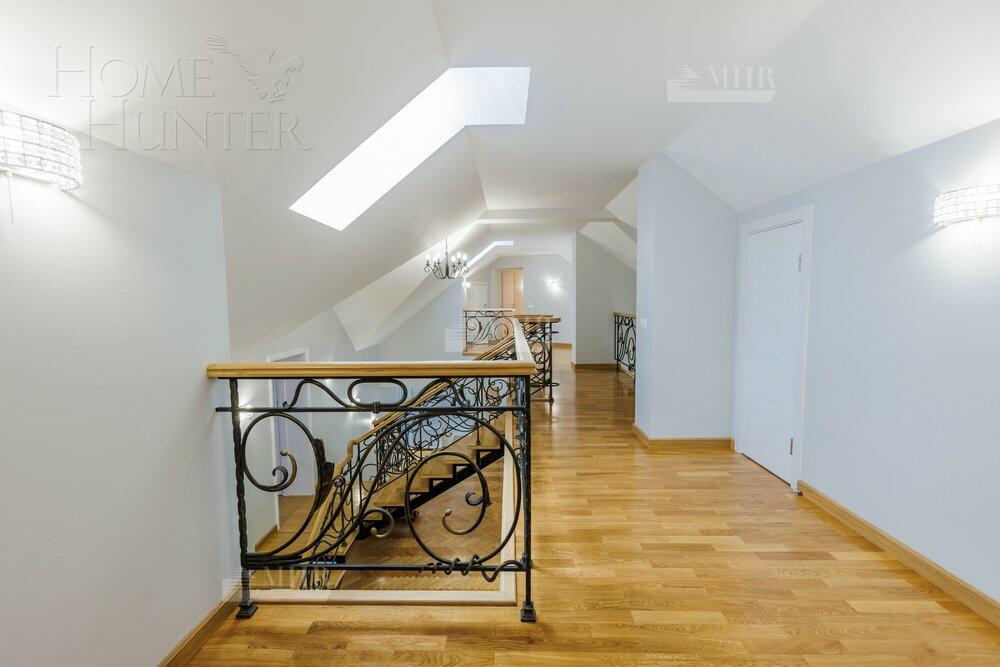 2-этажный коттедж 1 140 м² с отделкой