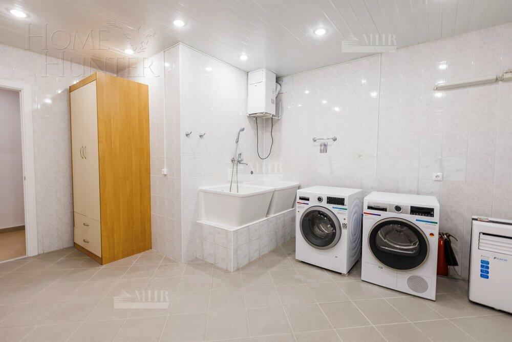 2-этажный коттедж 1 140 м² с отделкой