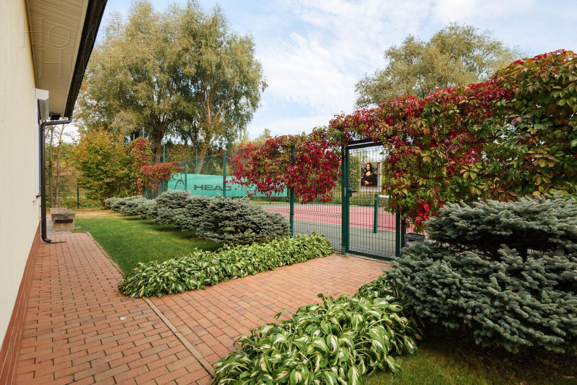 2-этажный коттедж 420 м² с отделкой