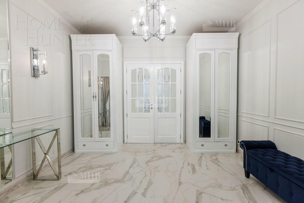 2-этажный коттедж 1 140 м² с отделкой