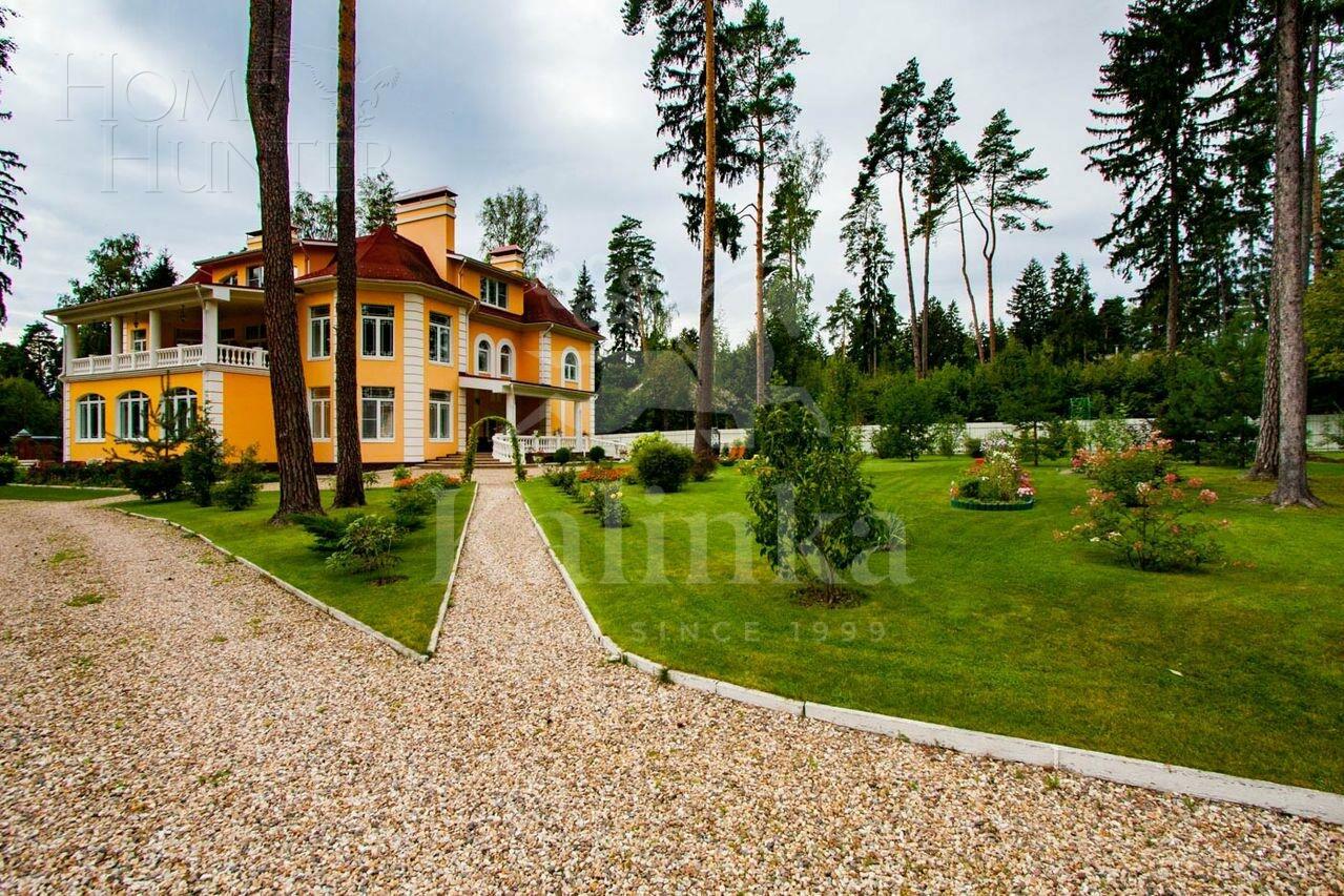 2-этажный коттедж 1 138 м² с отделкой