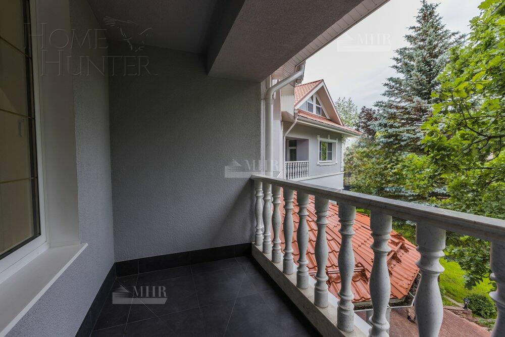 2-этажный коттедж 1 140 м² с отделкой