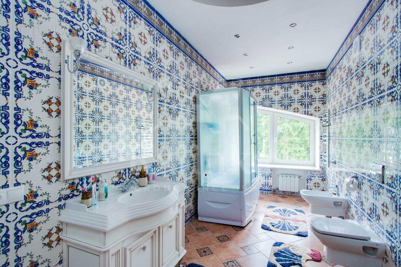 2-этажный коттедж 1 138 м² с отделкой