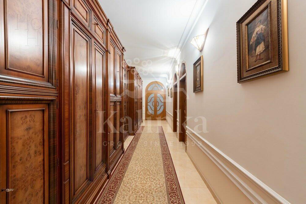 3-КОМН. КВАРТИРА С ОТДЕЛКОЙ 163 М² НА 3 ЭТАЖЕ