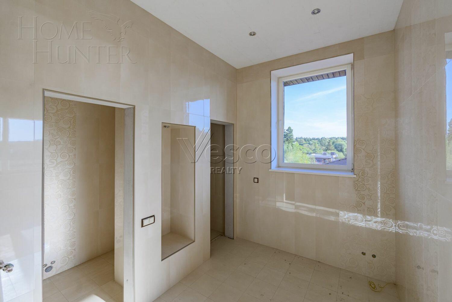 2-этажный коттедж 735 м² без отделки