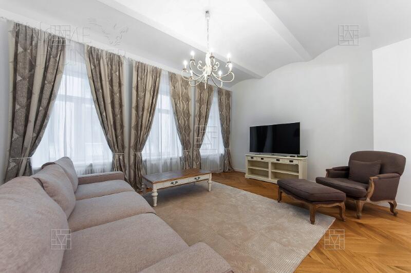 3-КОМН. КВАРТИРА С ОТДЕЛКОЙ 122 М² НА 2 ЭТАЖЕ