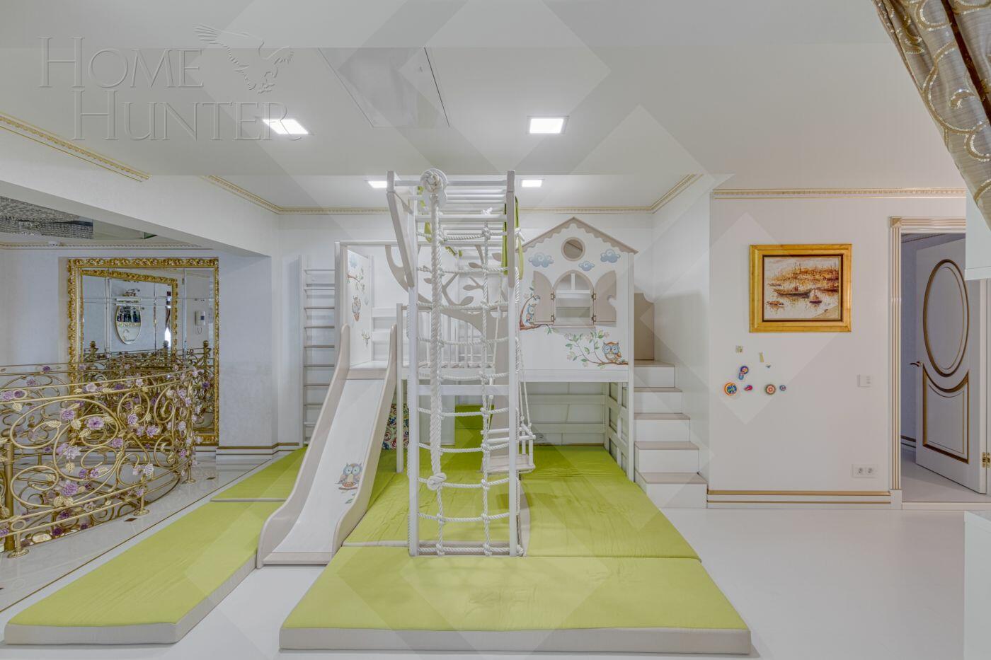 2-УРОВНЕВАЯ КВАРТИРА С ОТДЕЛКОЙ 721 М² НА 15 ЭТАЖЕ