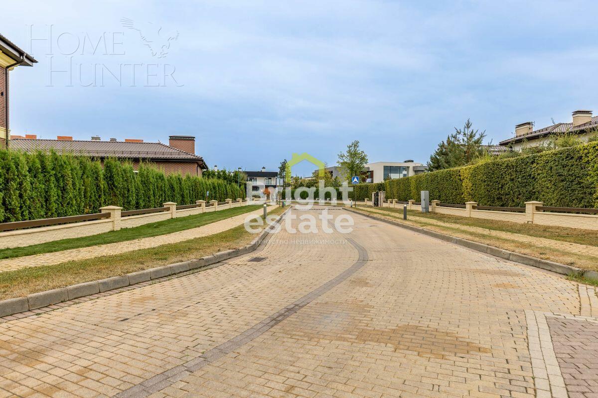 2-этажный коттедж 900 м² с отделкой