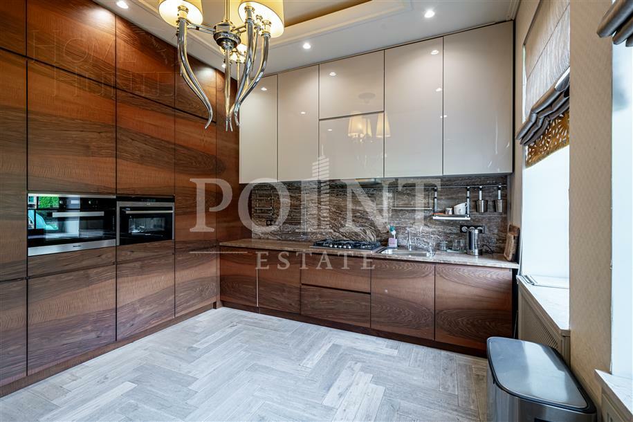 2-этажный коттедж 373 м² с отделкой