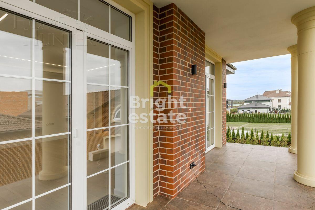 2-этажный коттедж 900 м² с отделкой