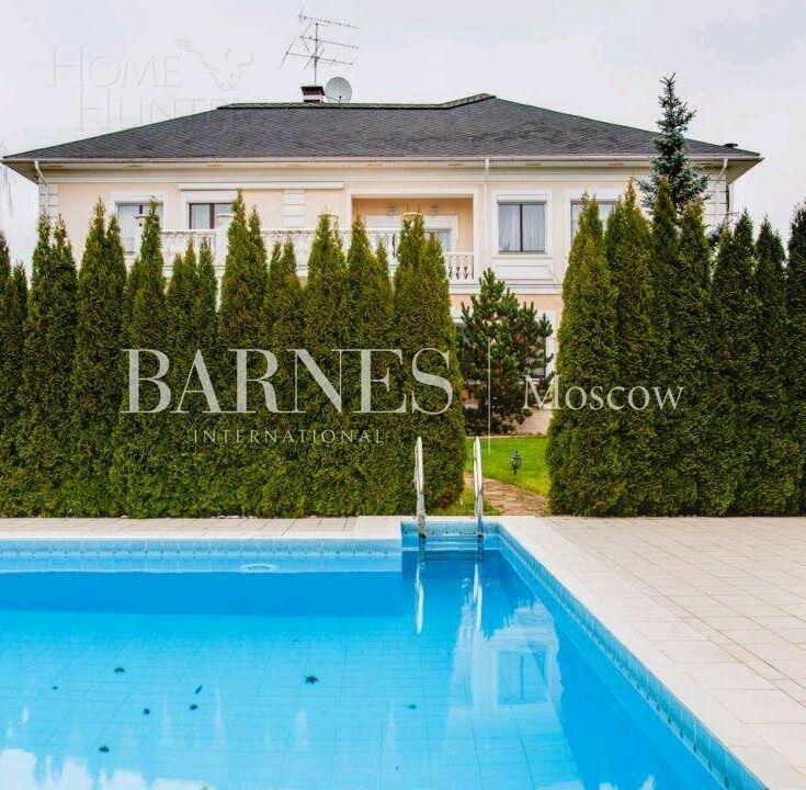 2-этажный коттедж 700 м² с отделкой