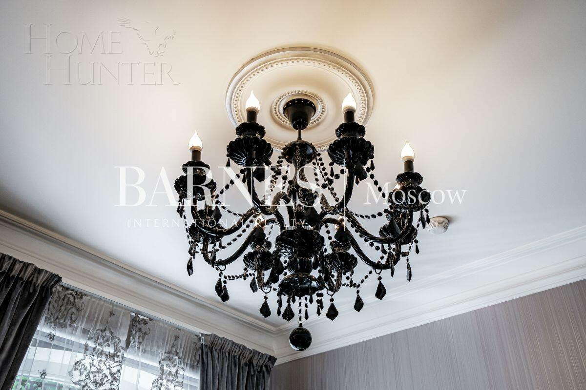 3-этажный таунхаус 293 м² с отделкой